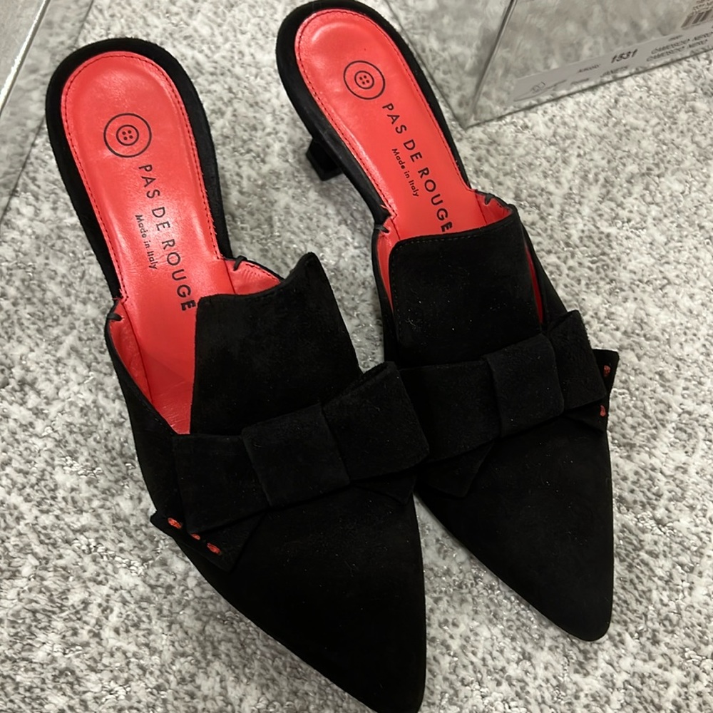 Black suede kitten heel fun mules
